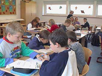 Wir sind die Klasse 4 in der Grundschule Neukirchen